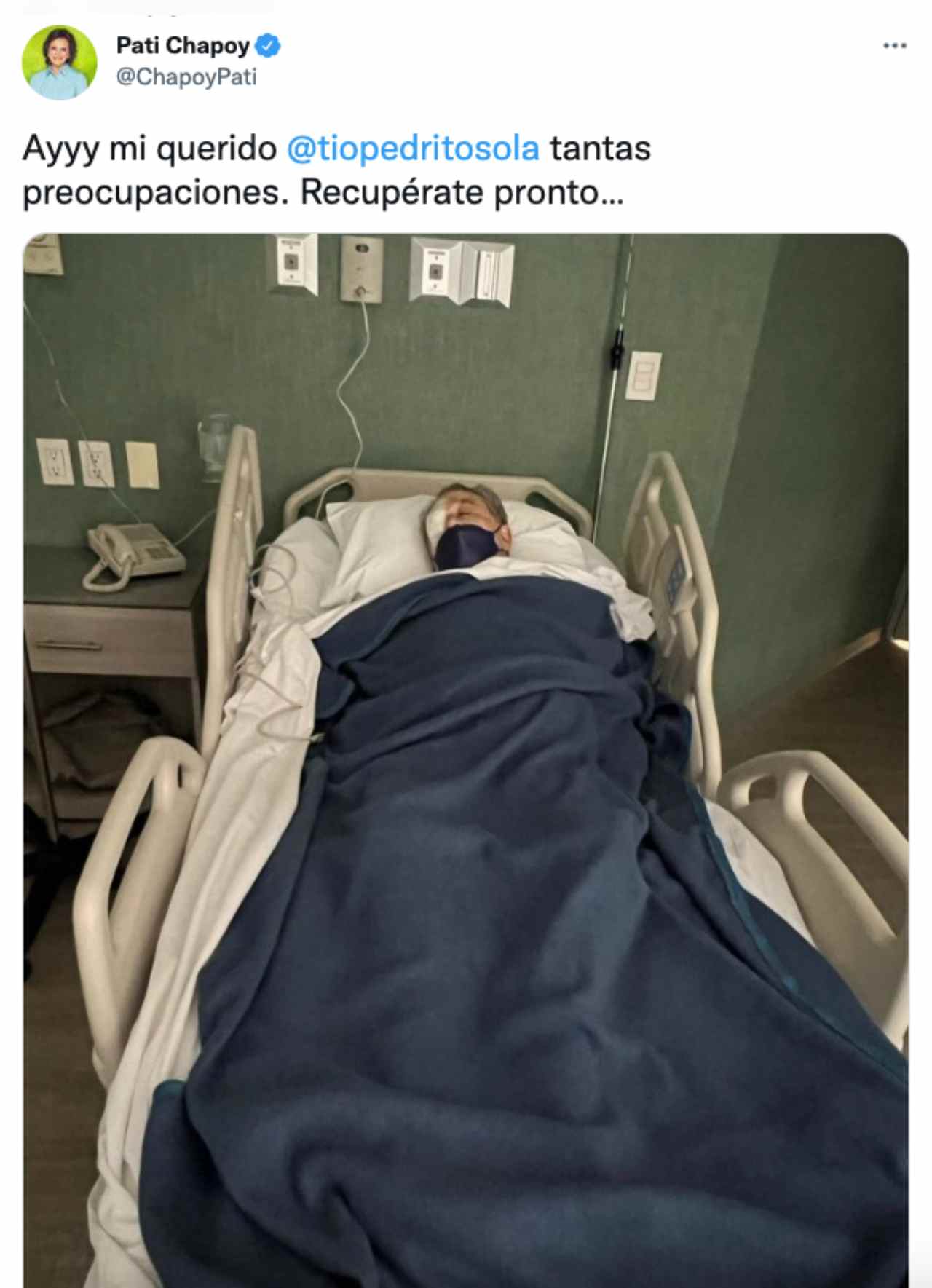 Pati Chapoy difunde foto de Pedro Sola en el hospital