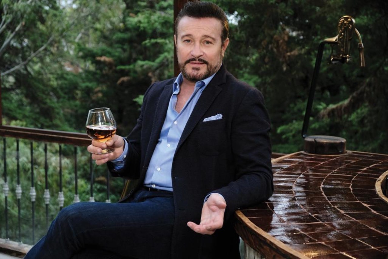 Arturo Peniche confiesa divorcio de esposa