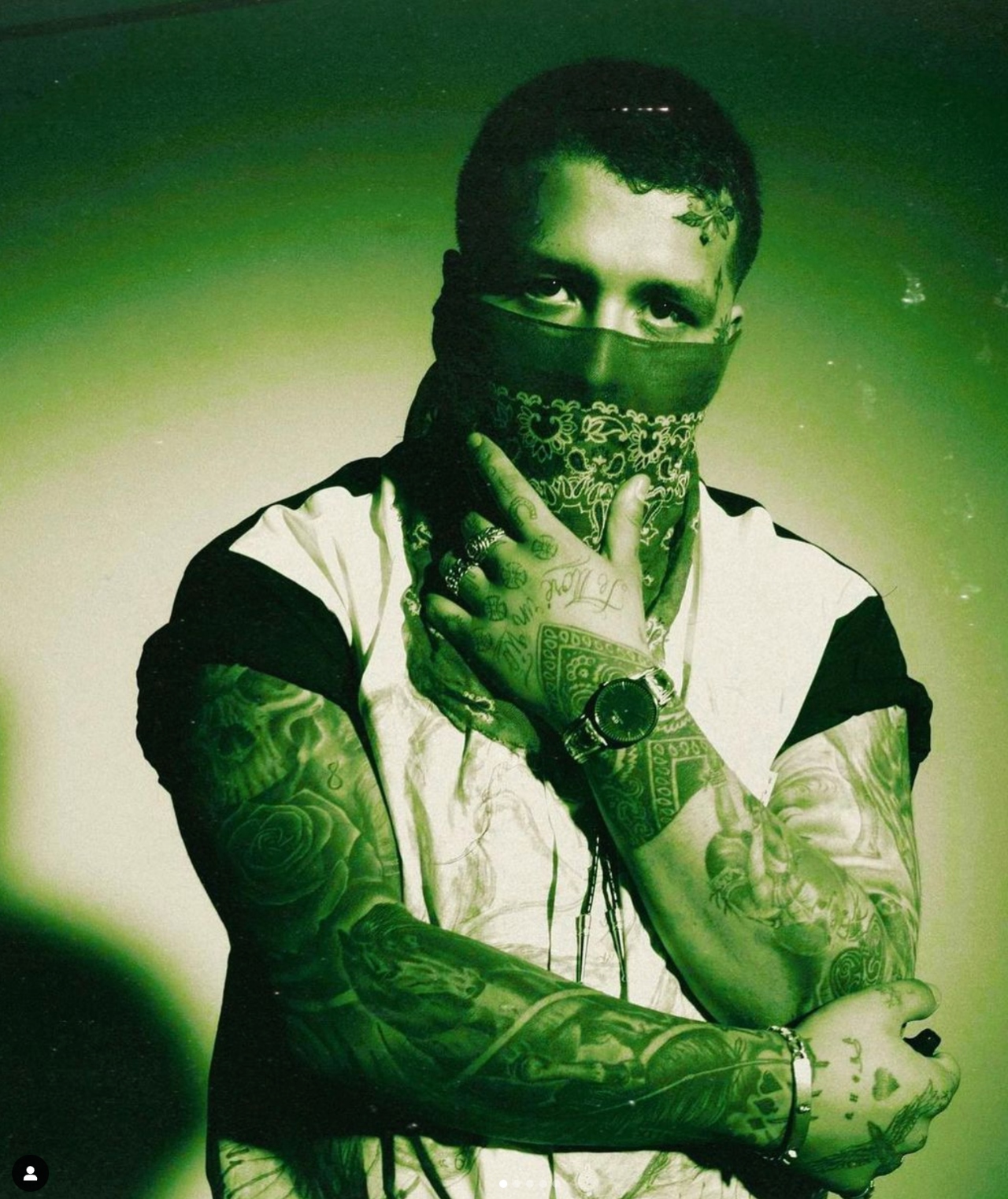 Piden disculpas a Christian Nodal