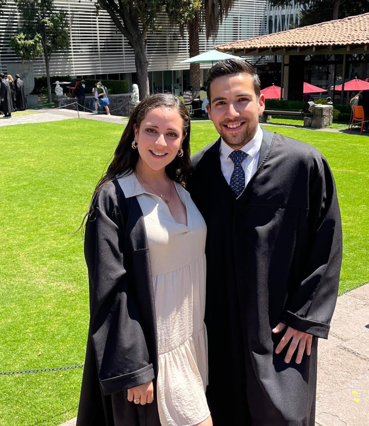 hijo calderon margarita zavala graduación