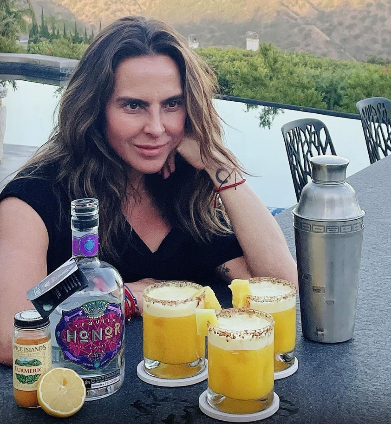 Kate Castillo concierto bronco borracha