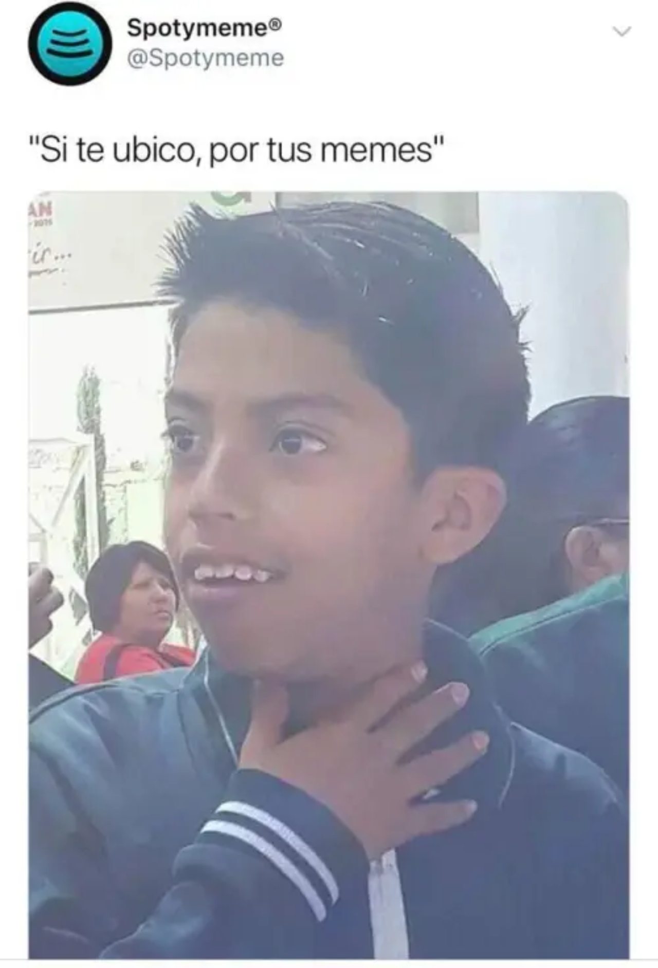 Niño del meme con cara sorprendida