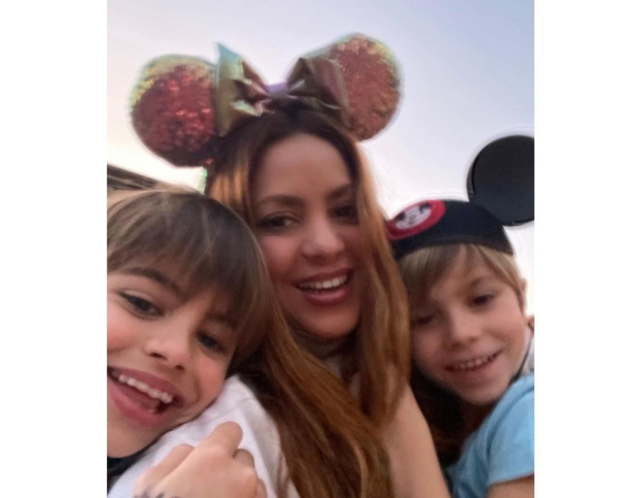 Shakira y sus hijos Milan