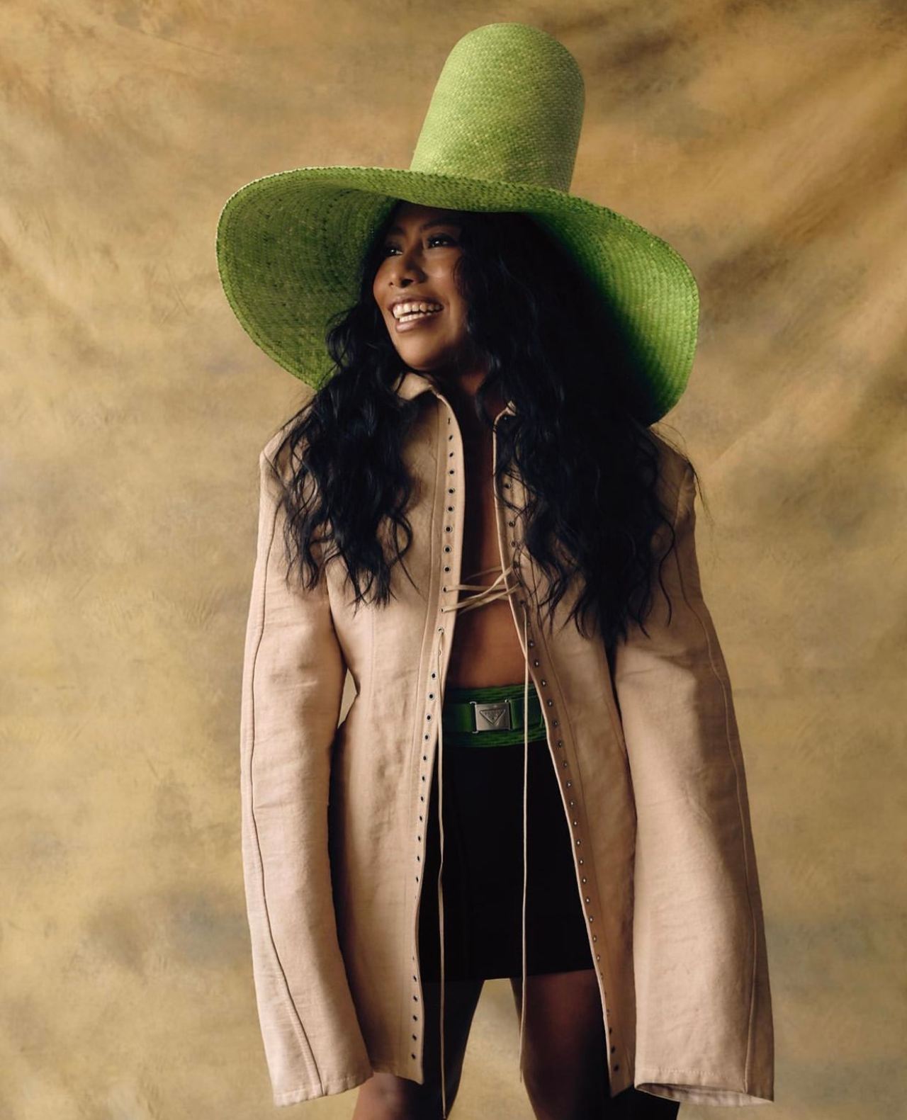 Yalitza Aparicio moda lujo revista Percha
