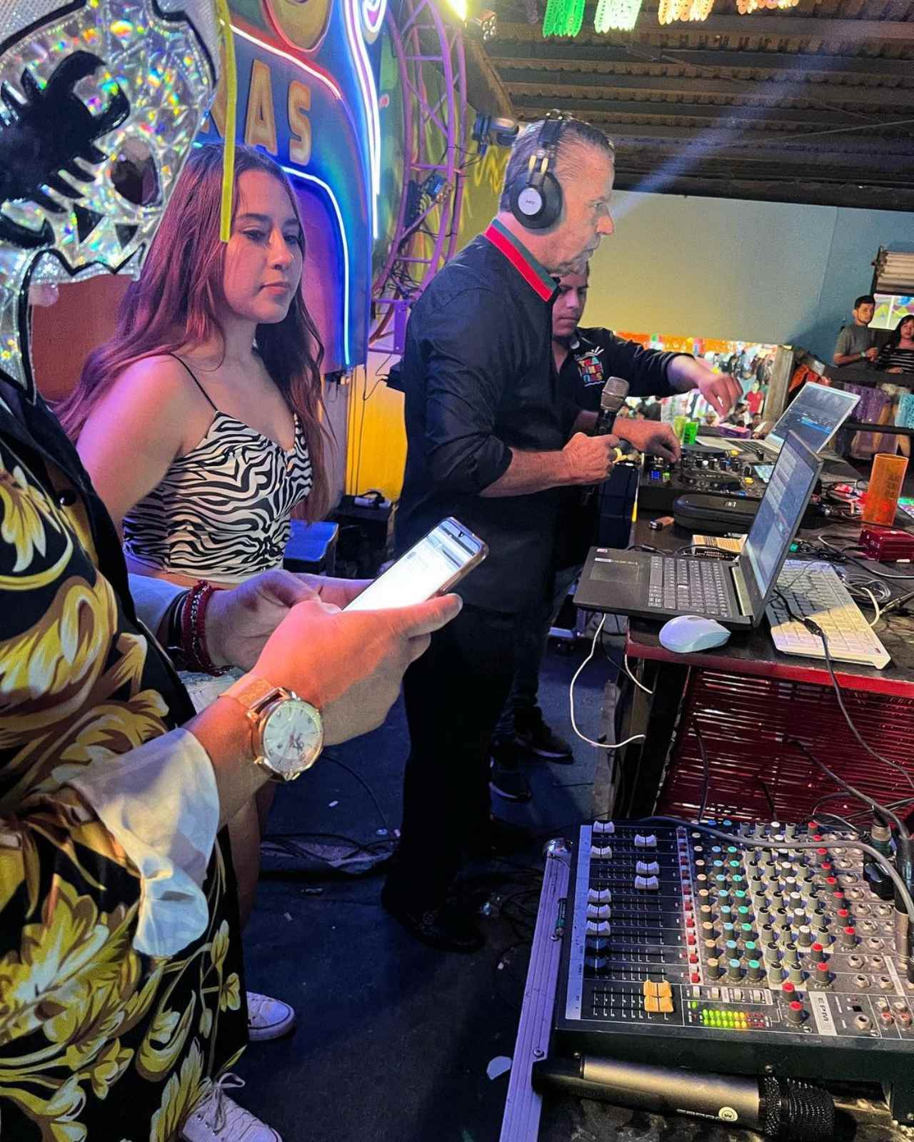 Alfredo Adame arremete antro mando camion dj