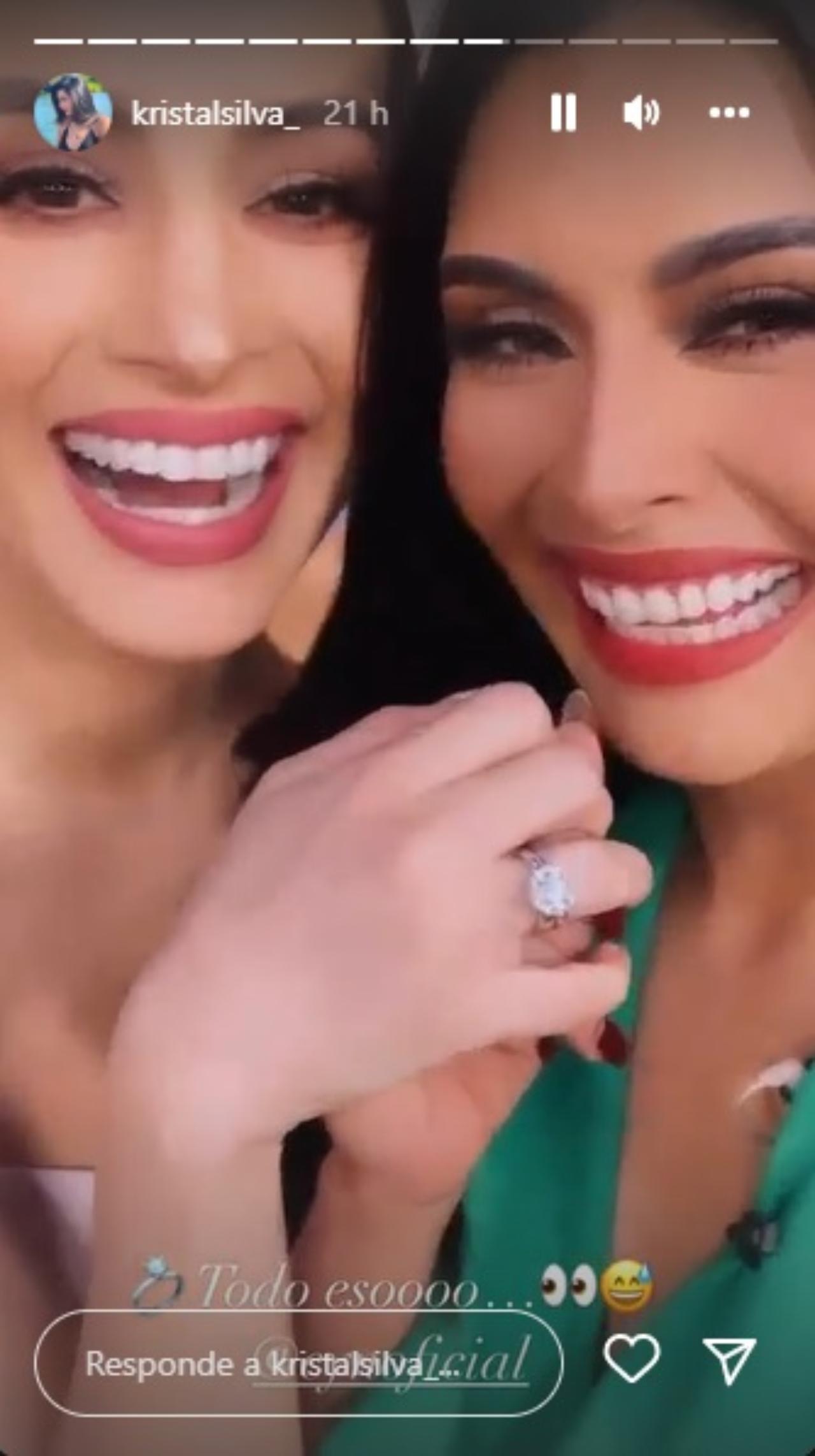 Kristal Silva muestra anillo Cynthia Rodriguez