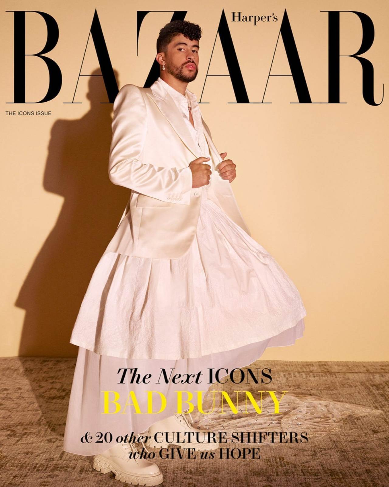 Harpers Bazaar Bad Bunny con falda