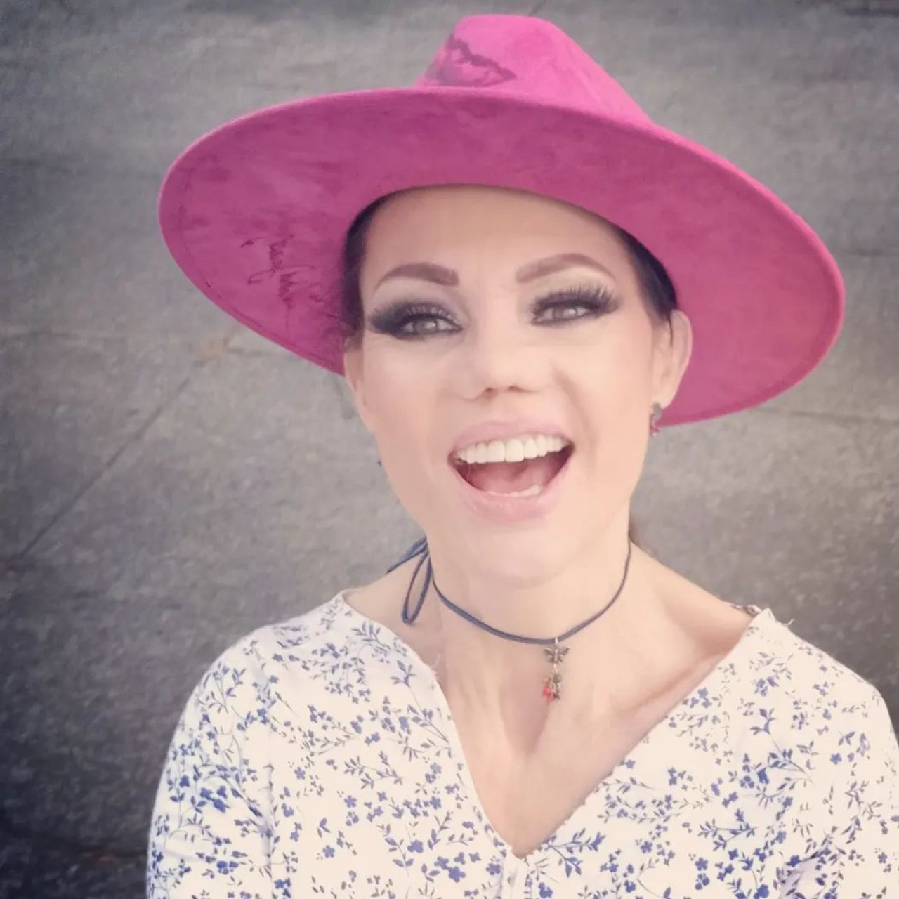 Carmen Campuzano antes despues cirugias nariz