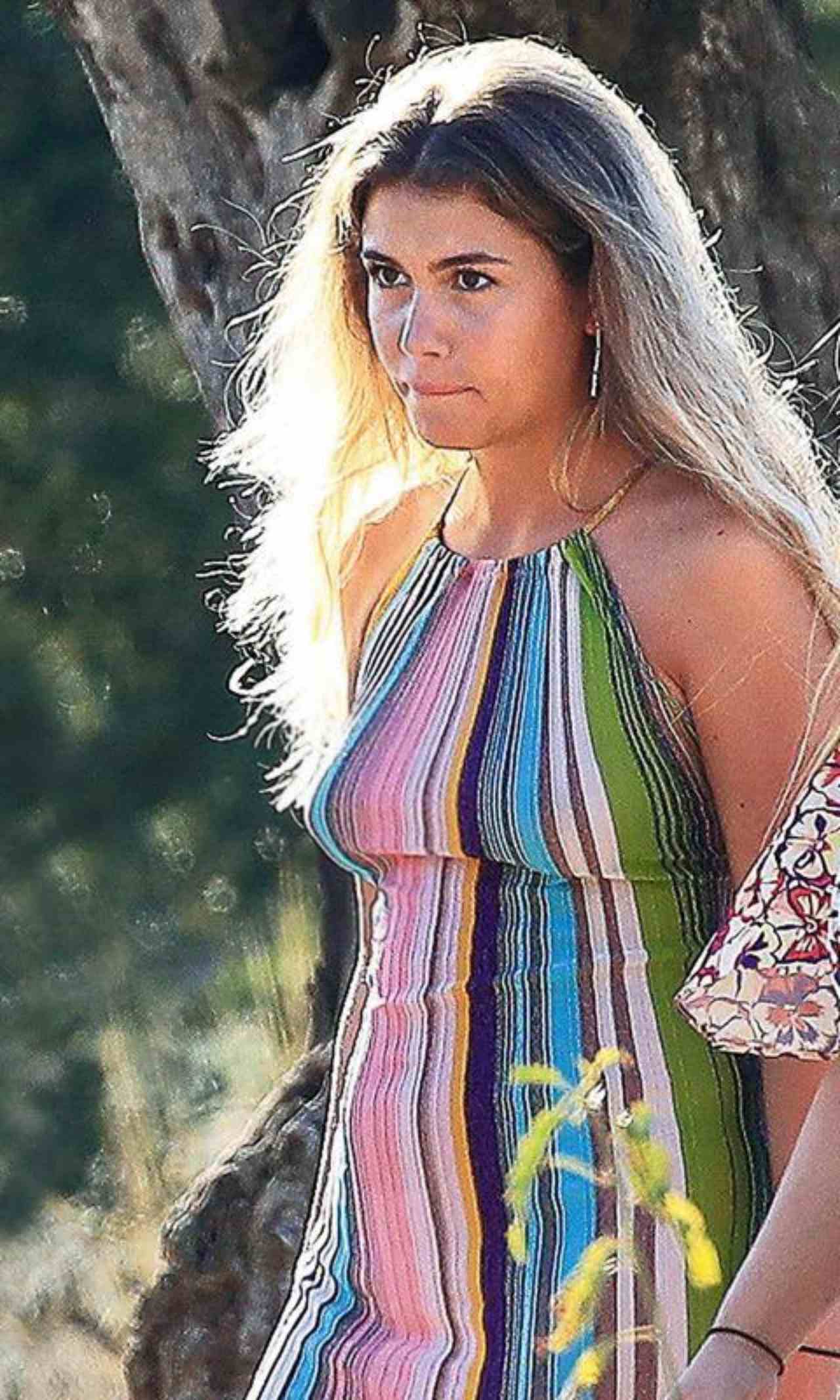 Novia Pique Clara Chia estaria embarazada