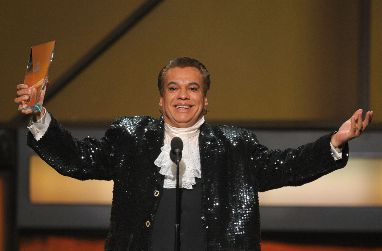 Juan Gabriel gay