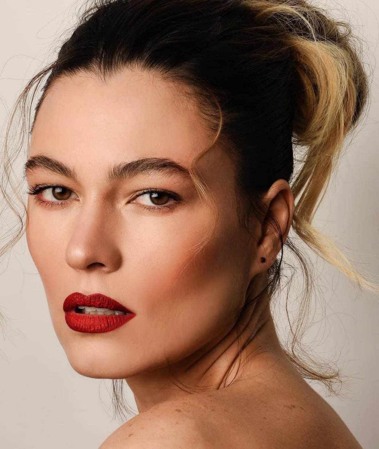 Natália Subtil manutención