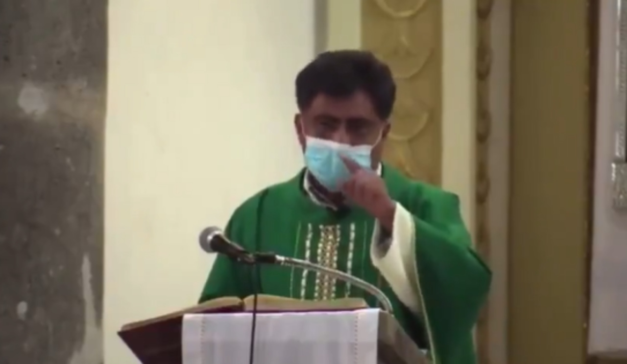 Padre homofobico da discurso odio comunidad