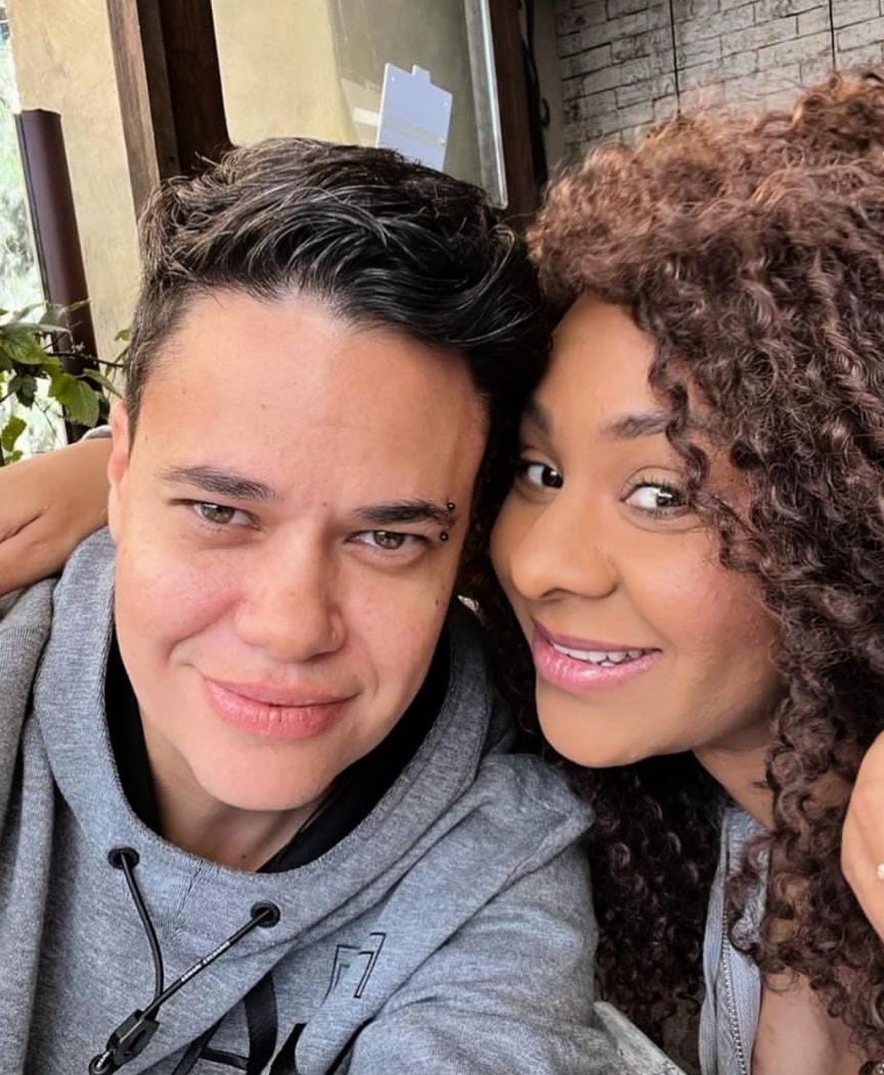 M'Balia con su novio trans