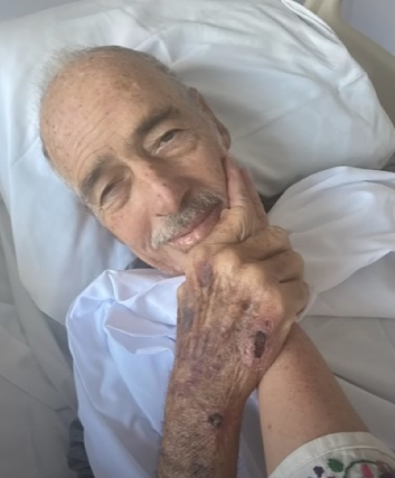 Andres García aparece hospital moribundo fotos