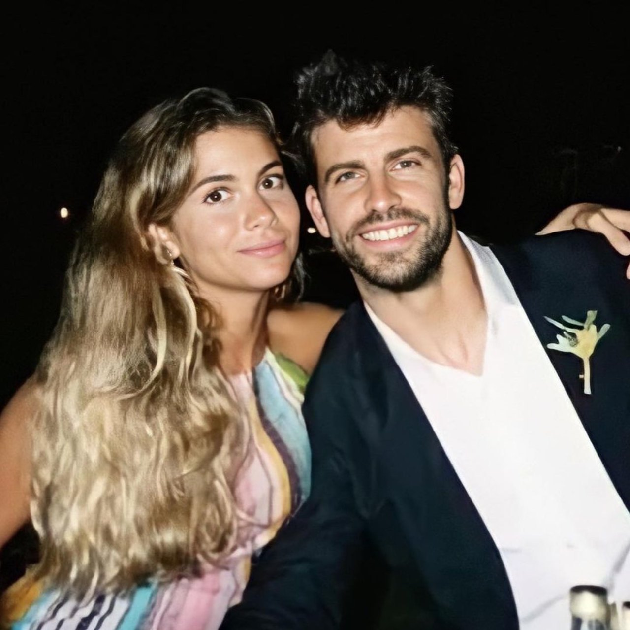 Clara Chia Gerard Pique publica relacion