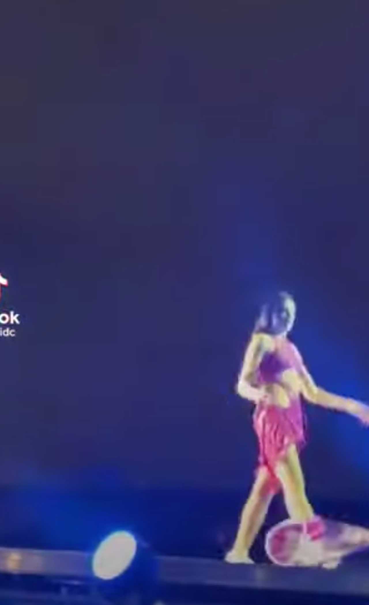 Dua Lipa sombrero de charro