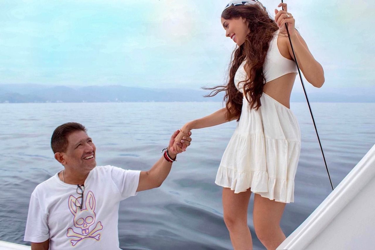 Juan Osorio con su novia Daniela