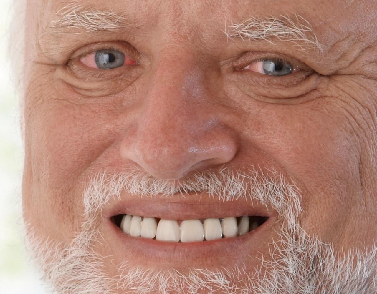 meme señor llorando riendo mismo tiempo