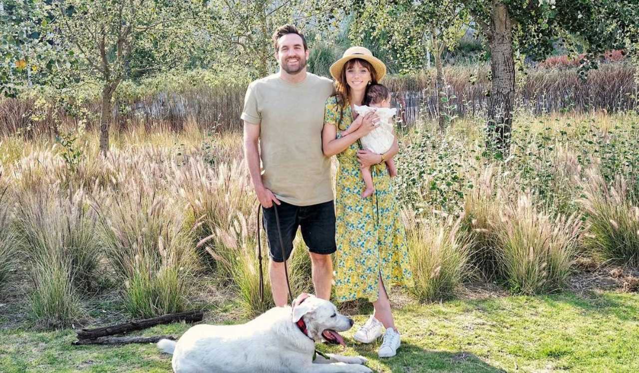 Natalia Tellez y su familia bebe novio