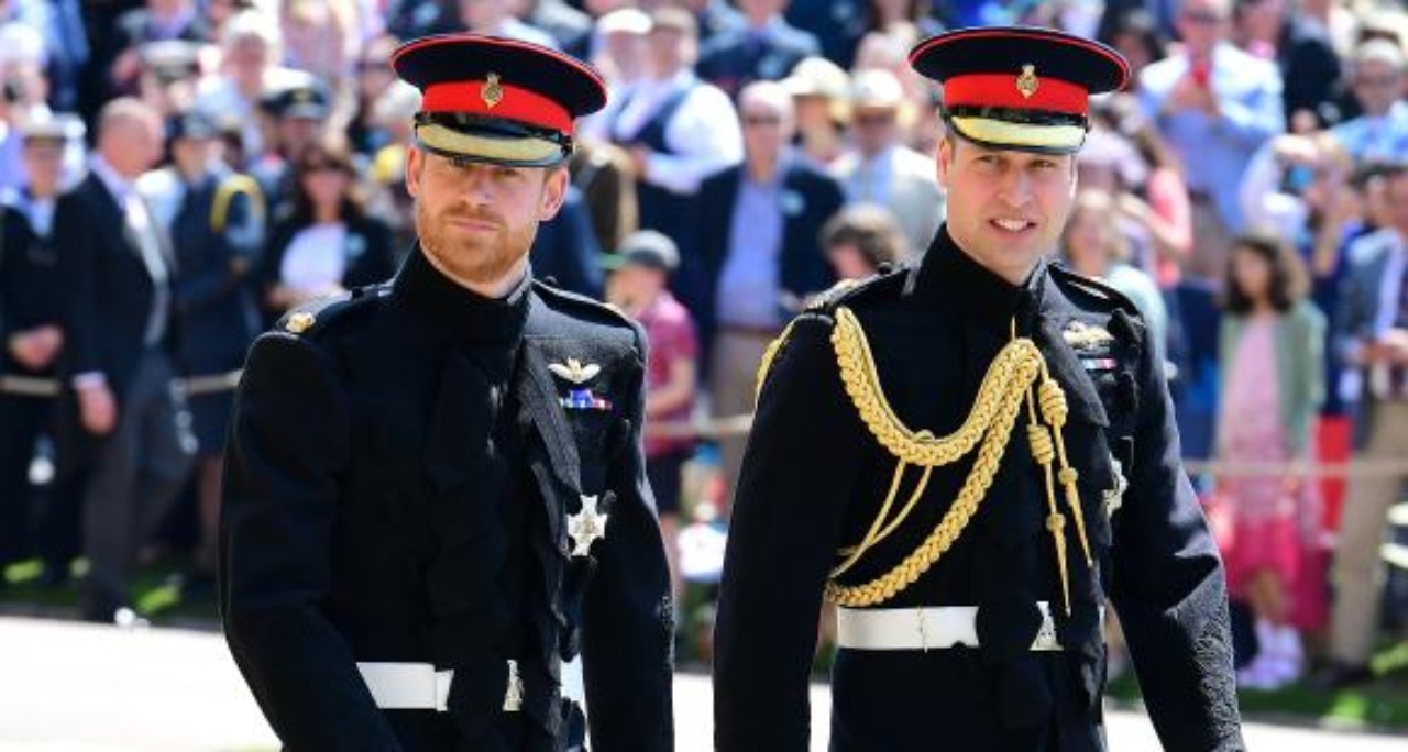 Prohiben principe Harry traje militar funeral