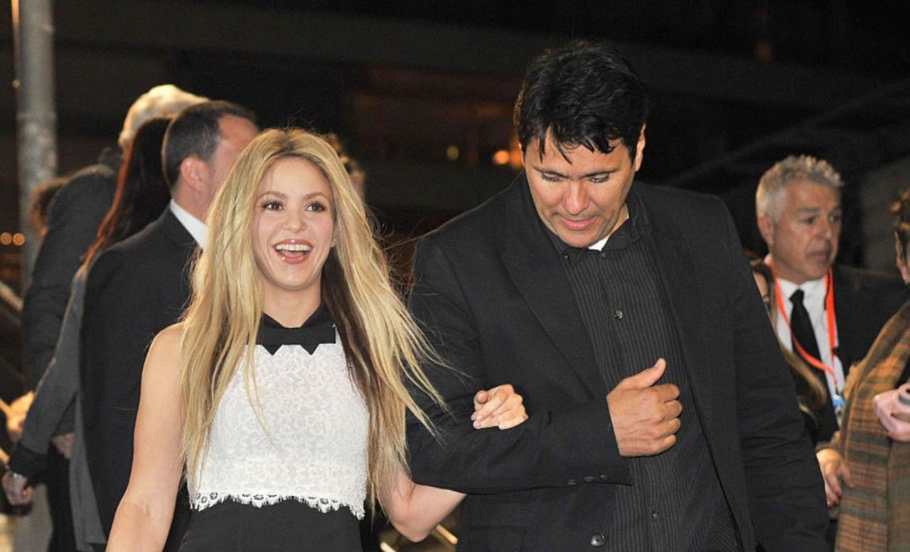 Shakira recibe apoyo de su hermano Tonino