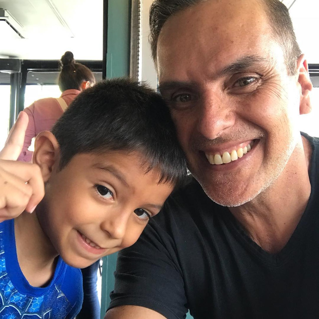Xavier Ortiz hijo cantante dolor viuda