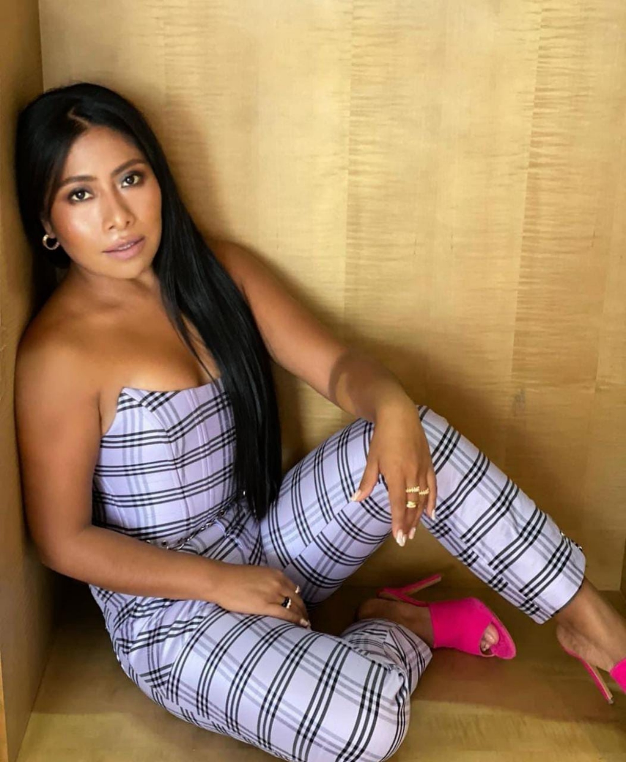 Yalitza icónico look