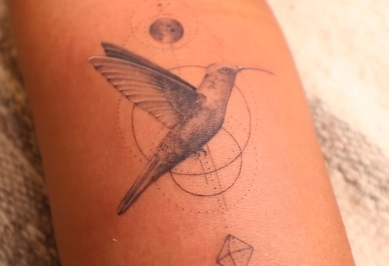 Yalitza Aparicio brazo colibri nuevo tatuaje