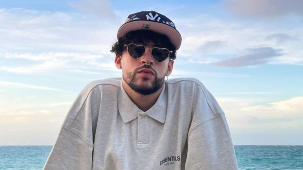 bad bunny exitoso cajero