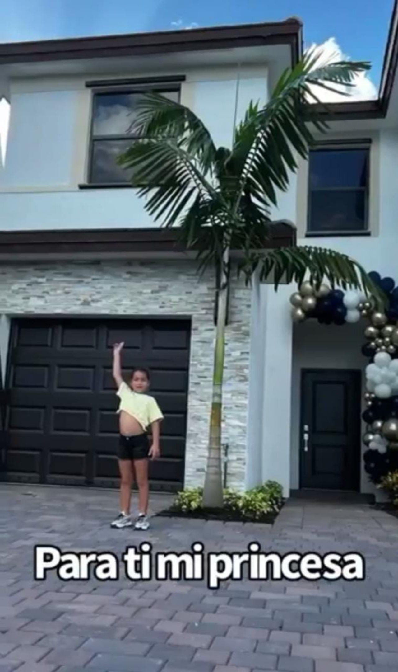 Toni Costa casa para su hija