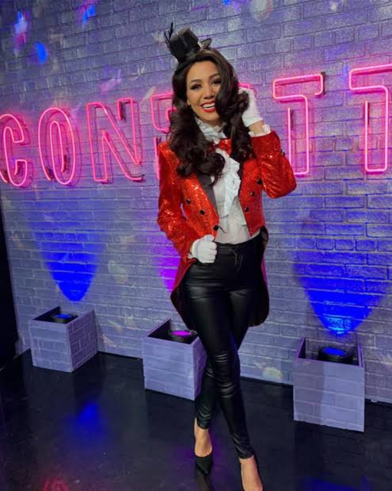 María Elena Confetti programa