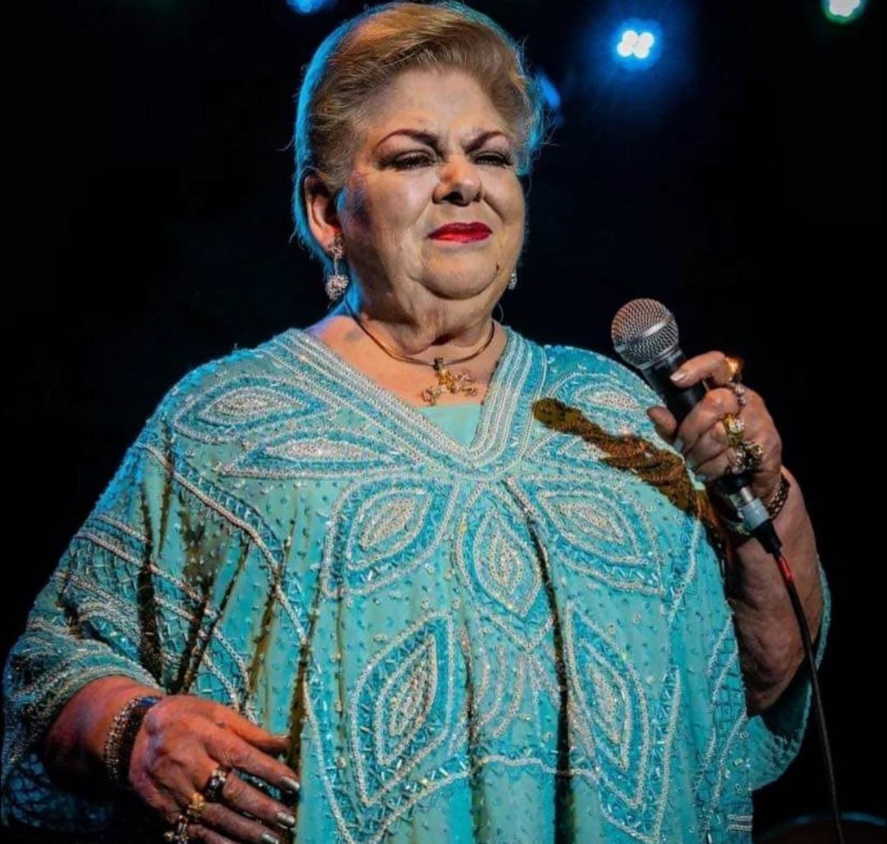 Paquita la de Barrio Eduin Caz