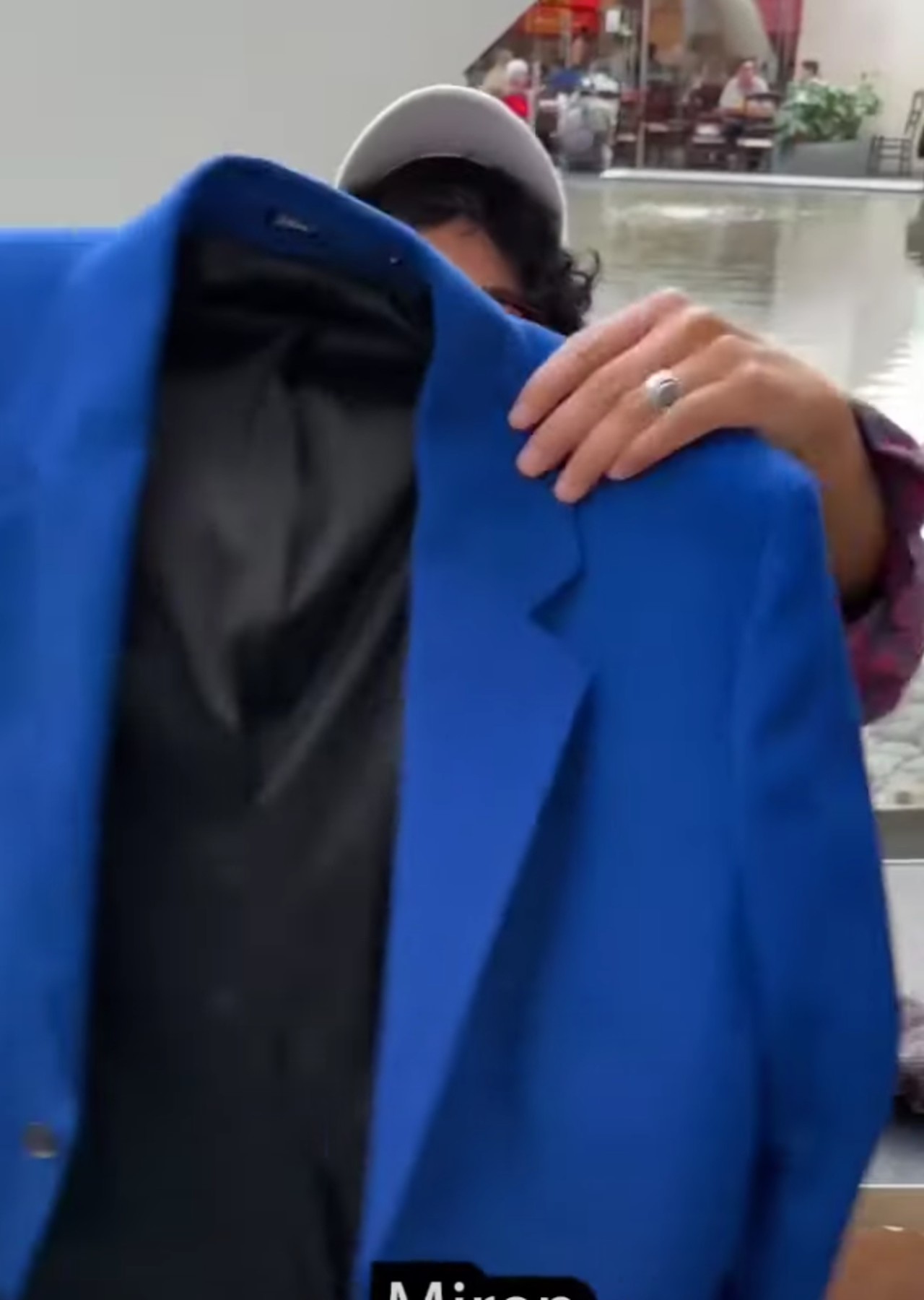 Flor Amargo ropa genero youtube saco