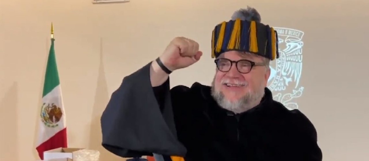 Guillermo Toro UNAM honiris causa