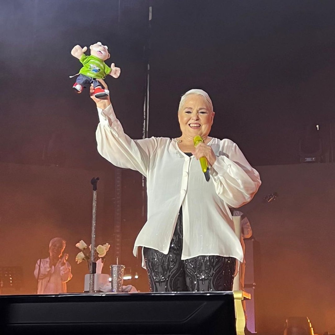 Lupita Dalessio simi concierto piensa retiro