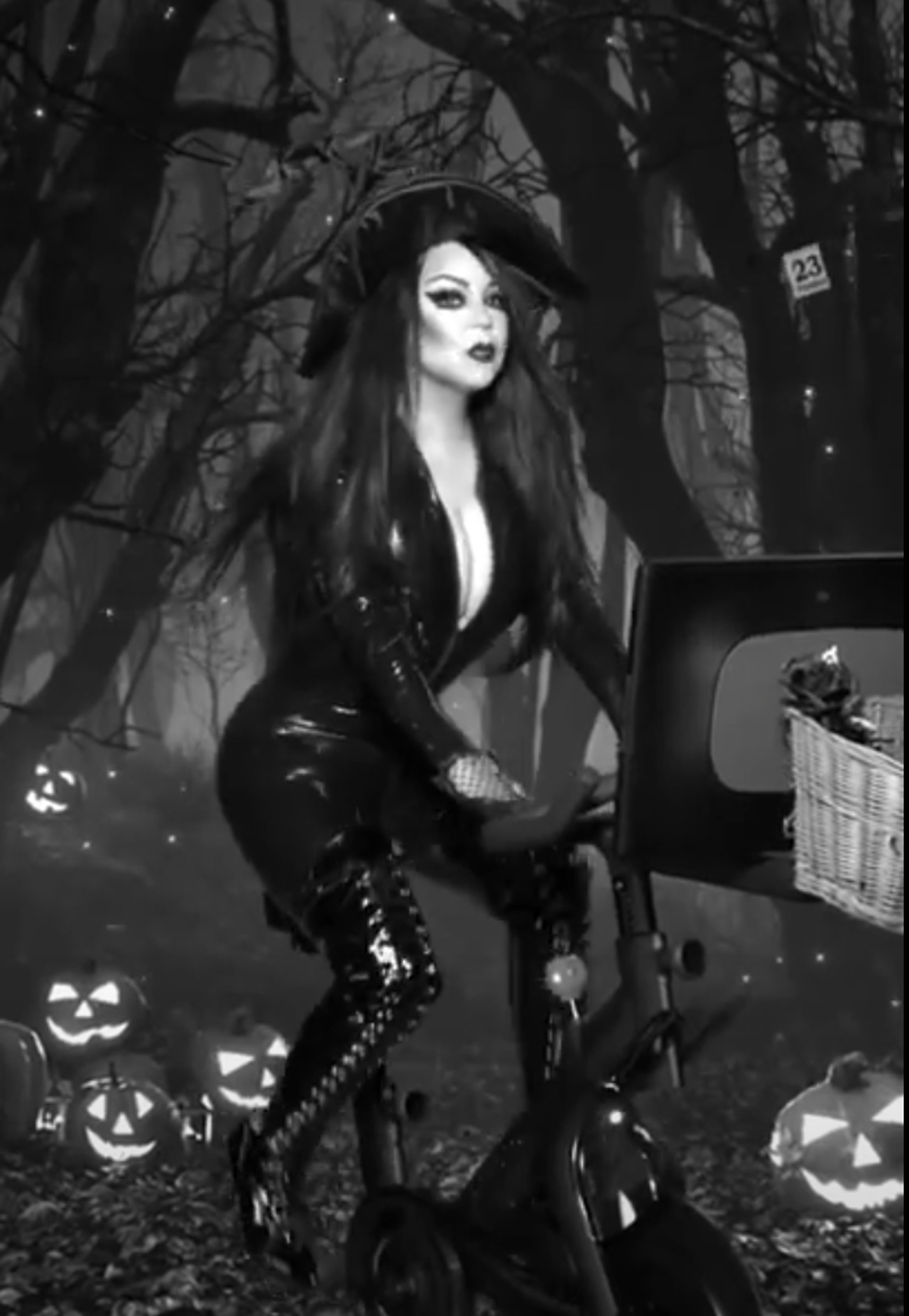 Mariah Carey tiktok halloween