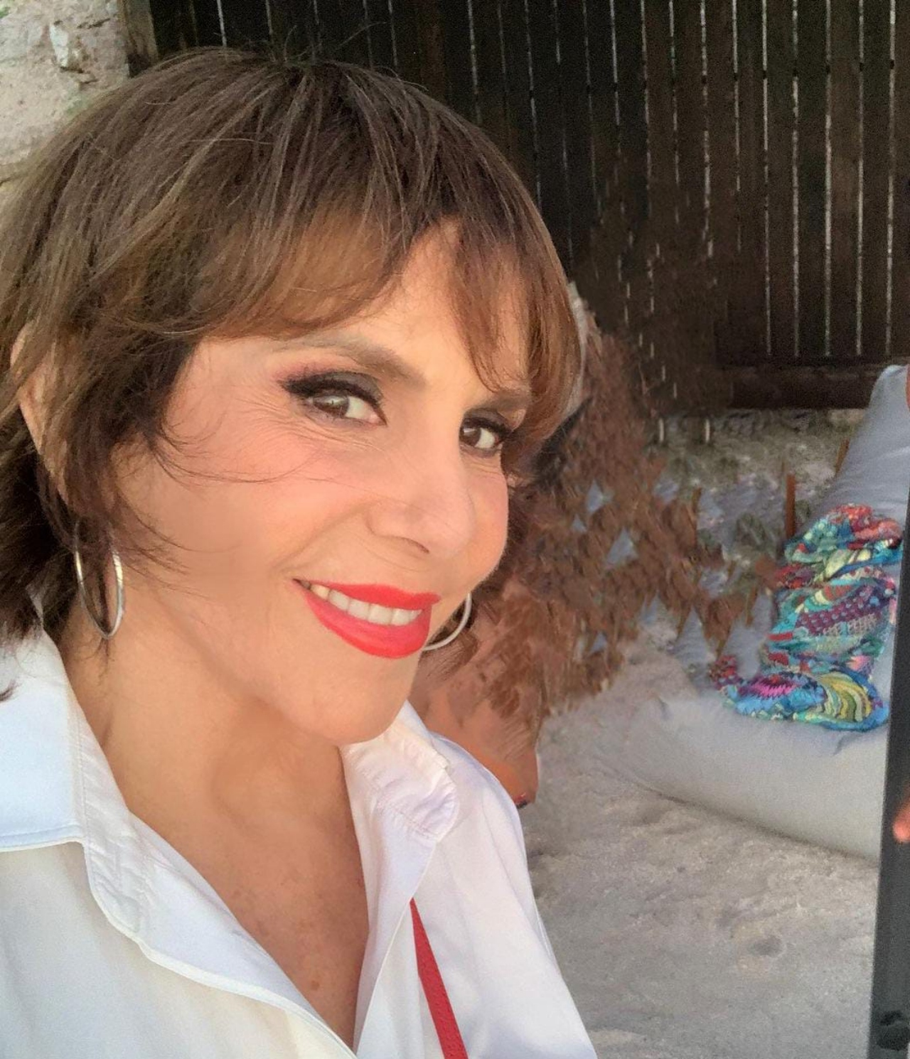 Rebecca Jones internada