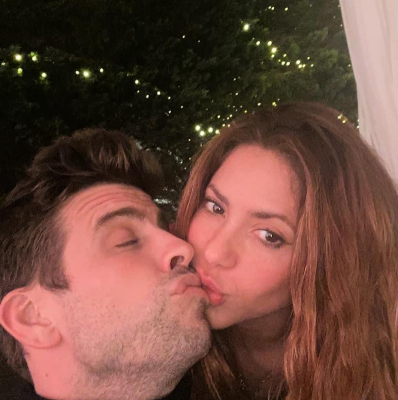 Shakira engañó a Piqué