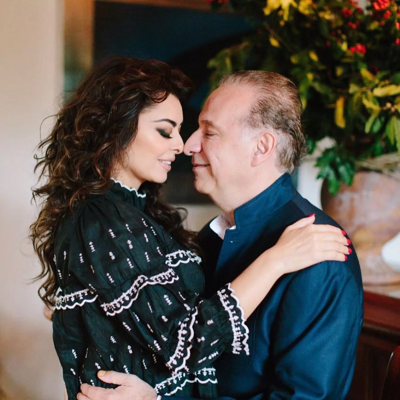 Yadhira Carrillo demanda inicio pareja