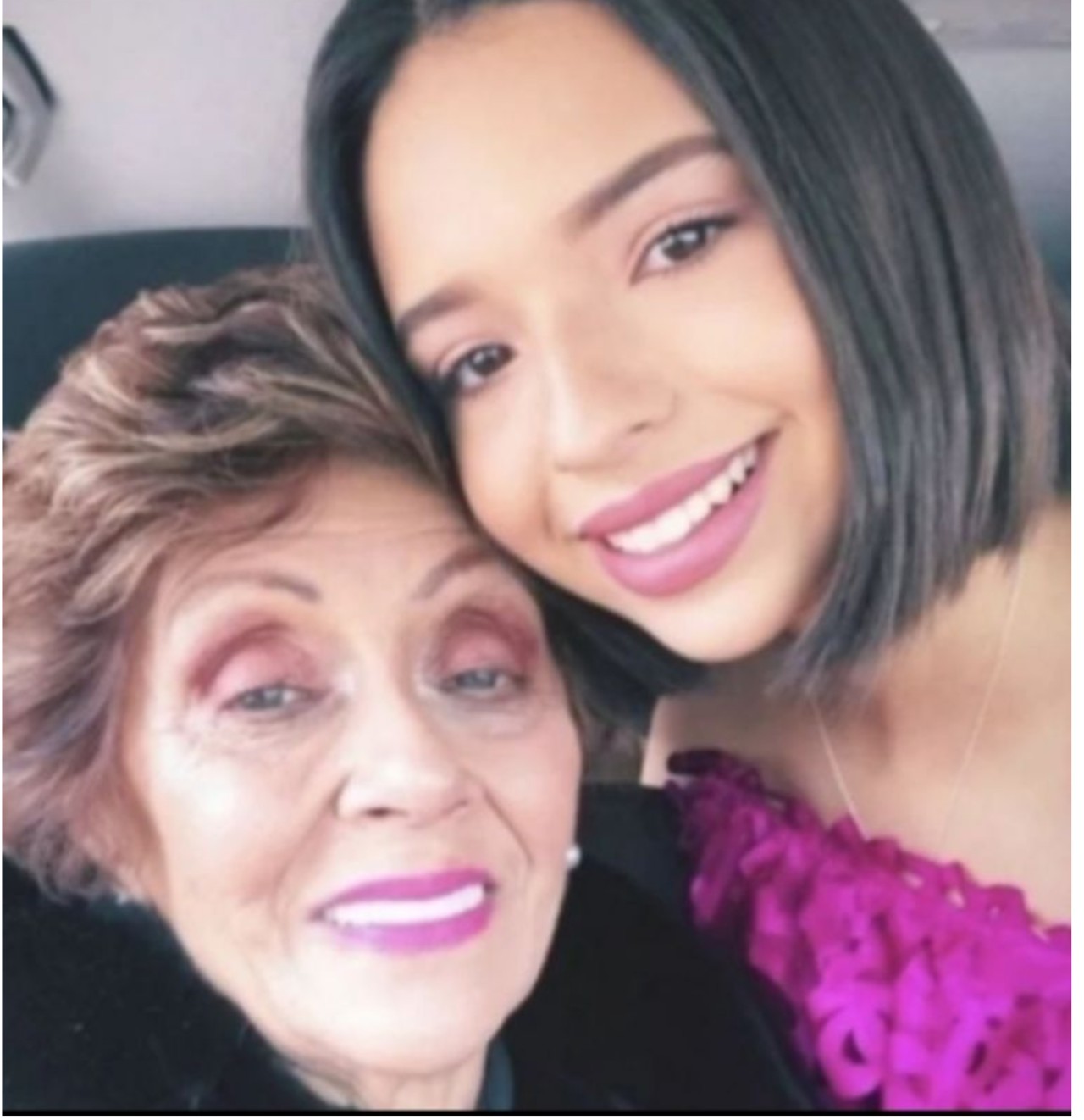 Ángela Aguilar abuela argentina