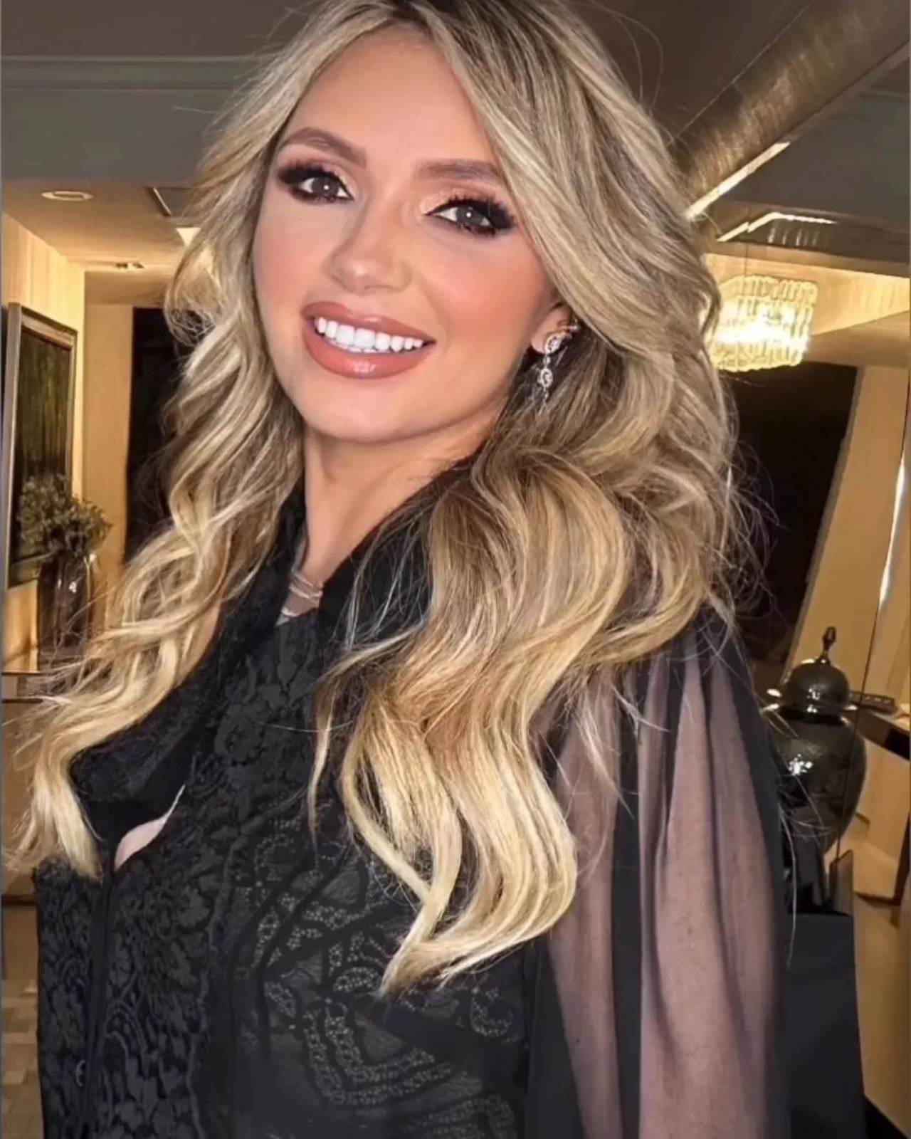 angelica rivera mas joven cirugias 