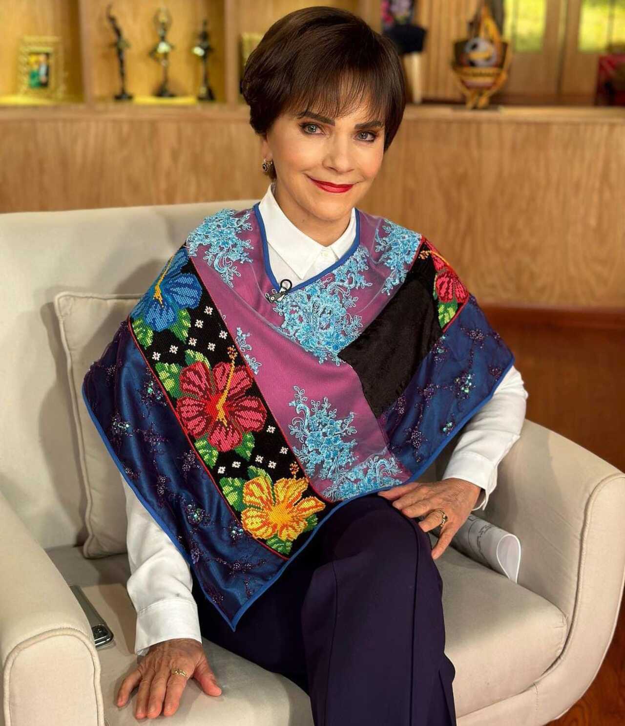 Pati Chapoy exhibe a Daniel