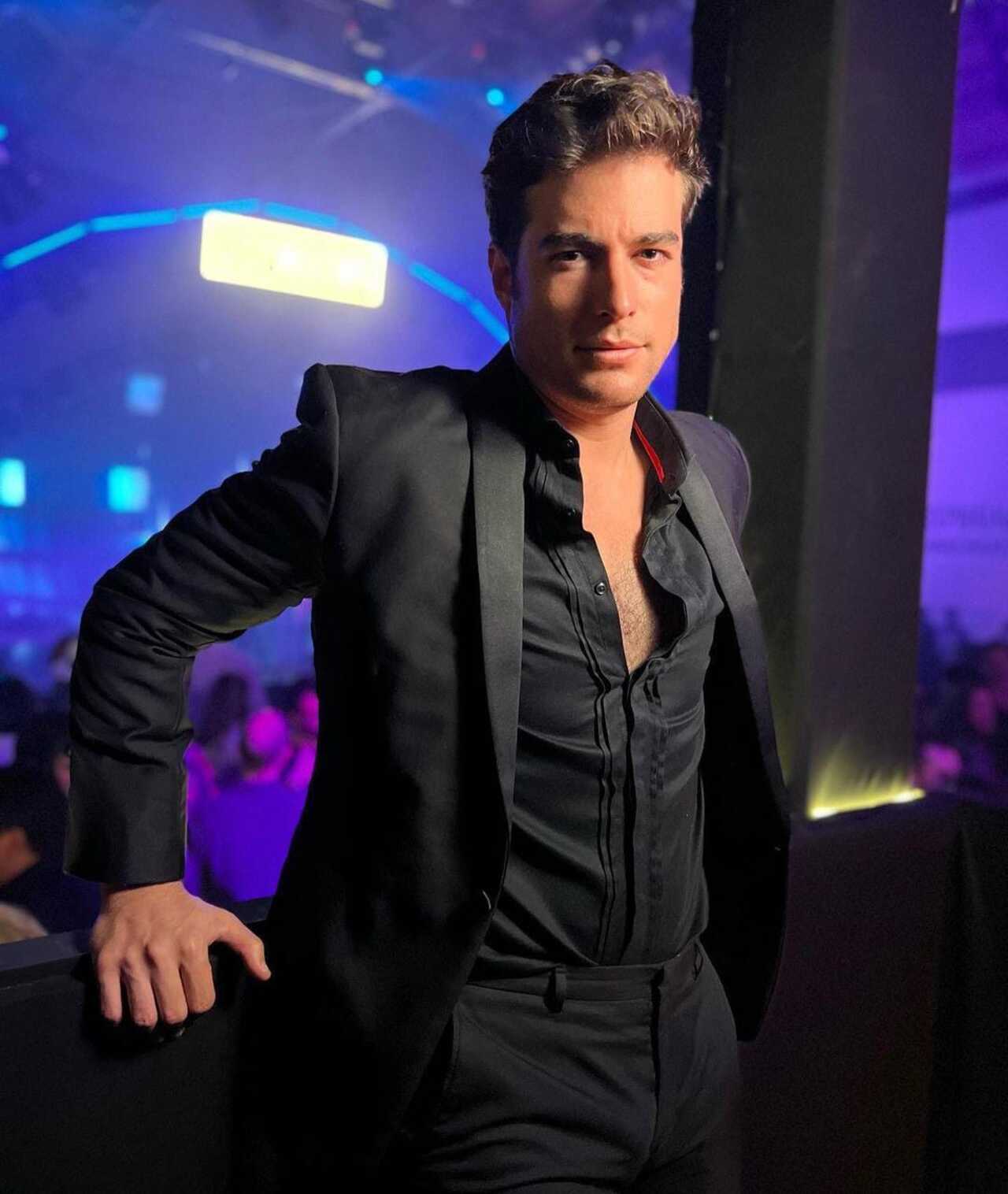 Danilo Carrera se compromete