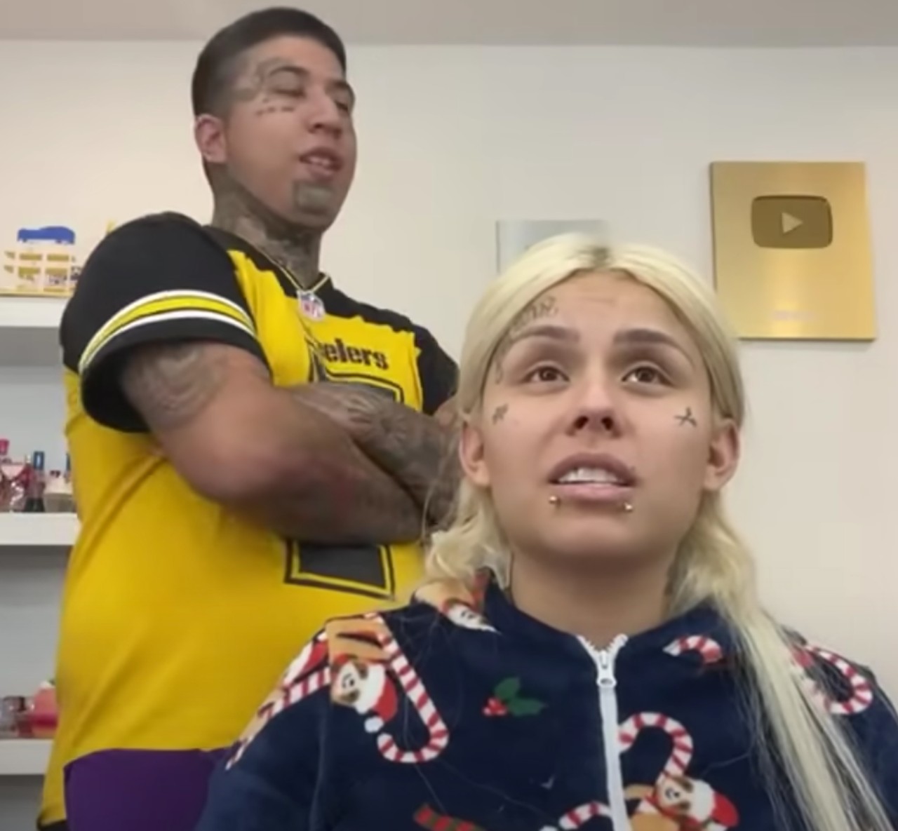 Mona Geros OnlyFans pelea en vivo