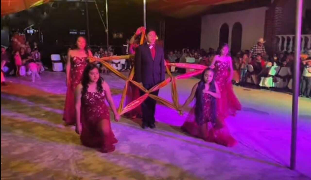 Joven XV años vals