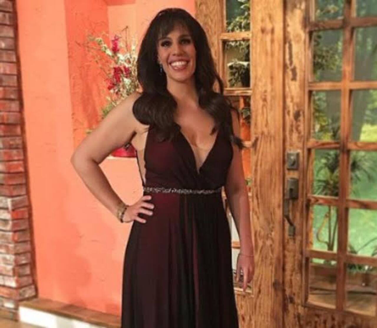 Hija de José José tequila