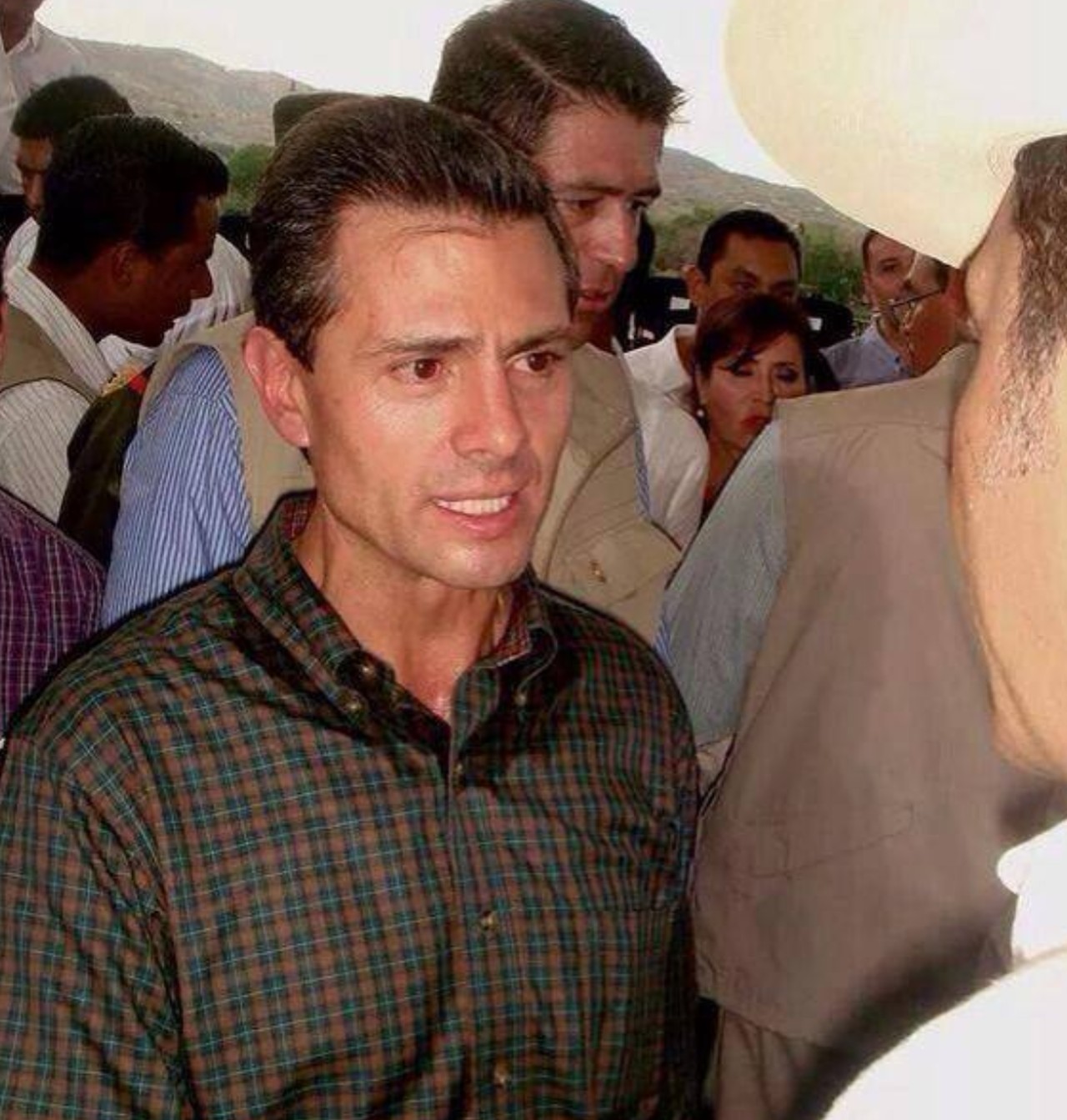 Peña Nieto rostro cirugia revista hola