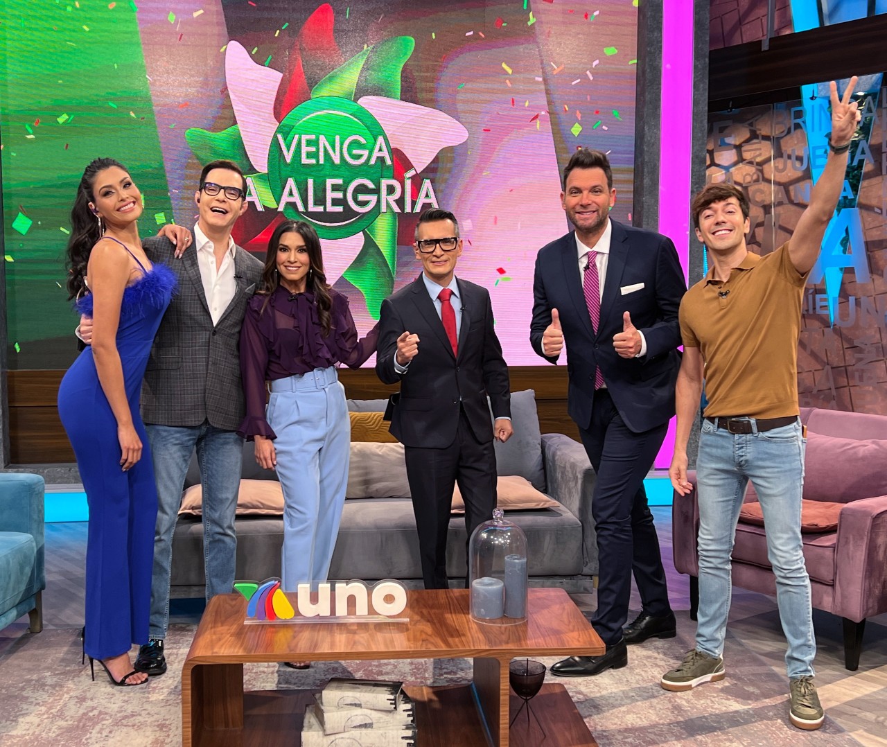 programa Venga alegrÃ­a elenco