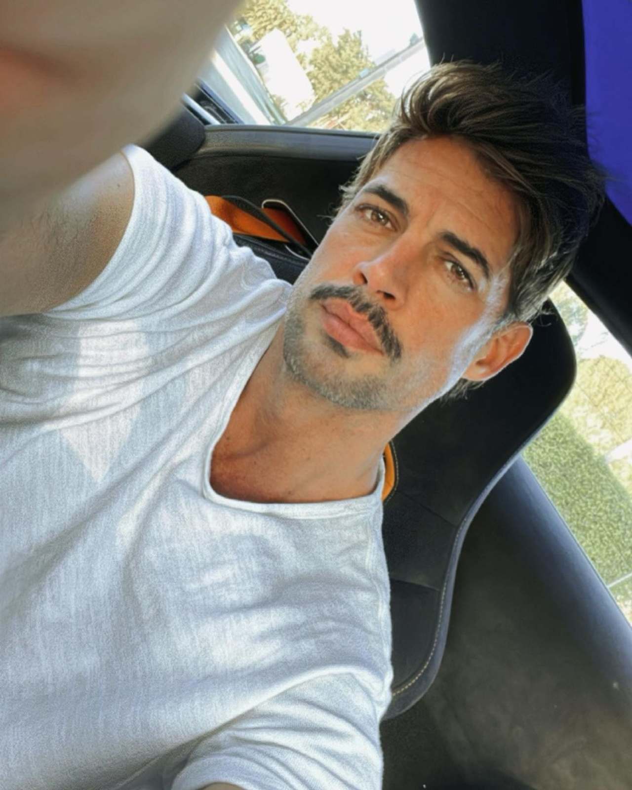 William Levy publica mensaje contar verdad