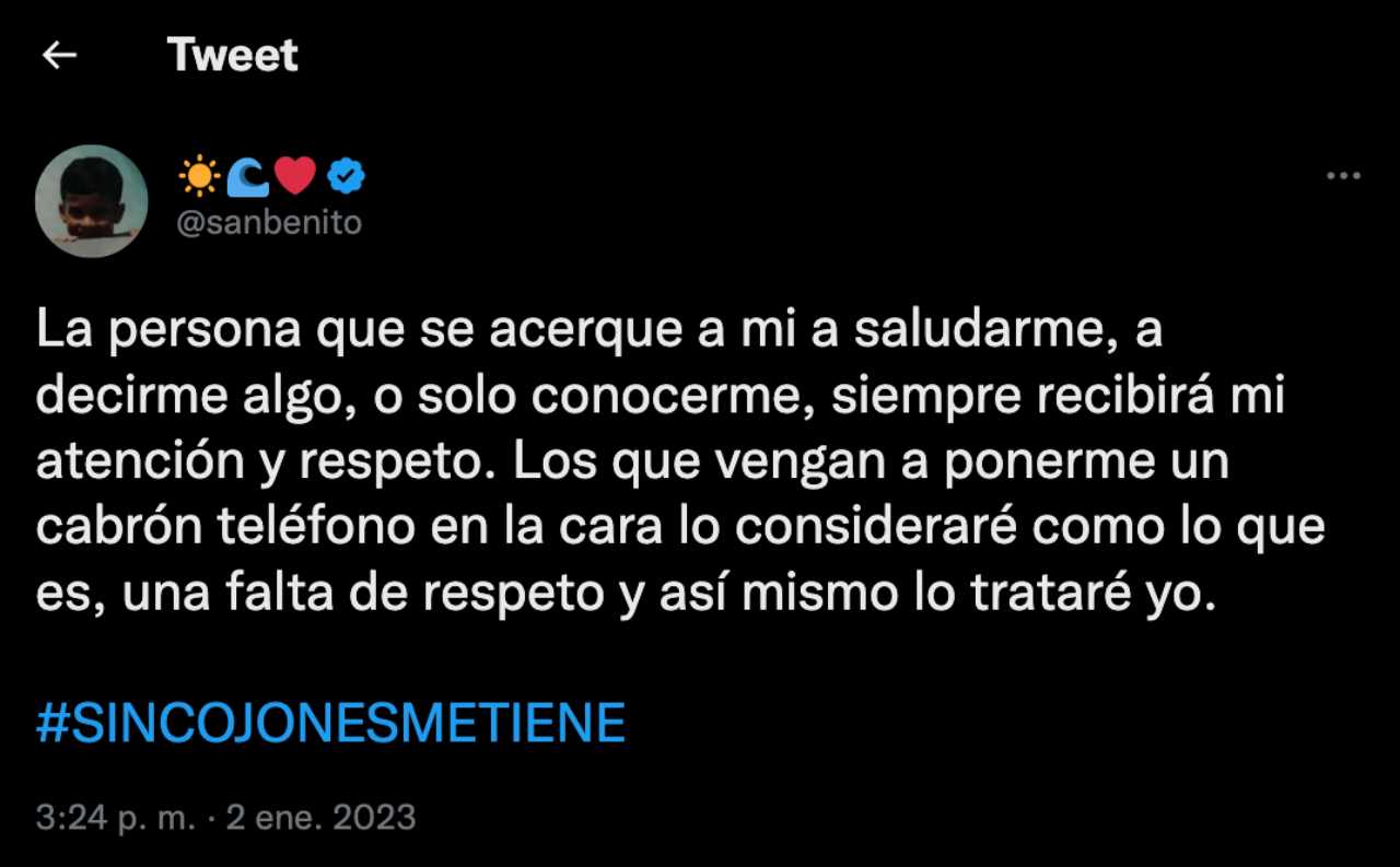 Bad Bunny responde por aventar celular de una fan